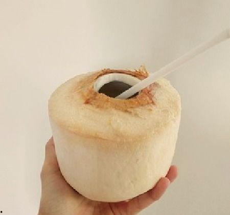 椰子怎么打开喝汁视频,视频教学，一招解锁椰子美味