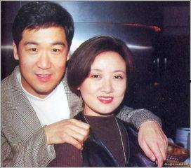 邓婕丝袜秀,性感魅力，时尚风采尽展