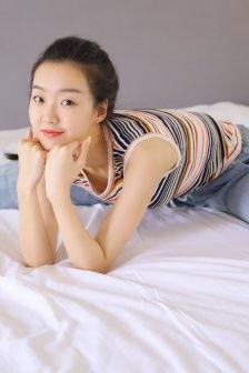 脱丝袜mp4,揭秘时尚潮流的瞬间魅力