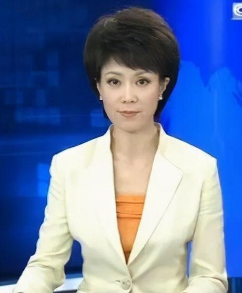 央视李文静丝袜,李文静演绎时尚与魅力的完美融合
