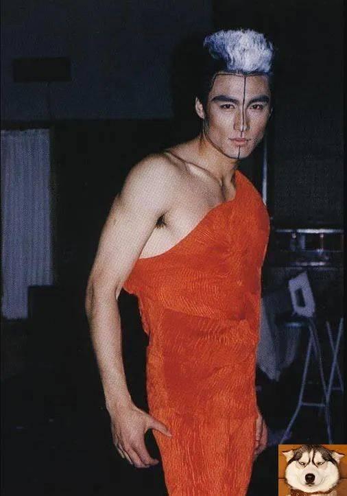 许多明星都曾露出毛,明星们的“毛发生态”揭秘