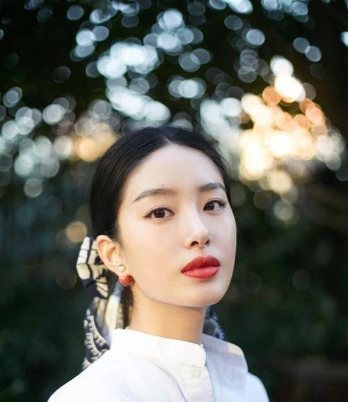 杨采钰老公陈金飞,爱情与事业的完美融合