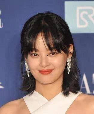 头大头小的明星,身材娇小的明星风采