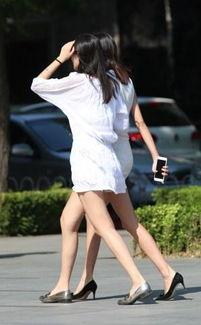 丝袜脚镣美女故事