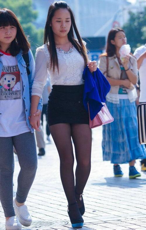 连裤袜av中出,从诞生到流行